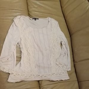 Womans long sleeve beige/cream top